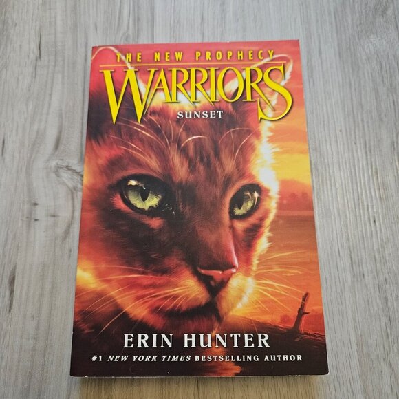 Warriors: Sunset paperback book (Warriors: The New Prophecy Series #6) - Picture 1 of 2